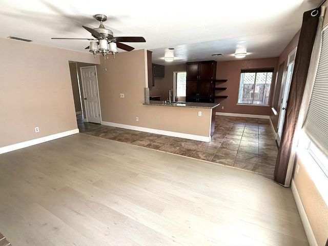 9013 Chantal Way, Sacramento, CA 95829