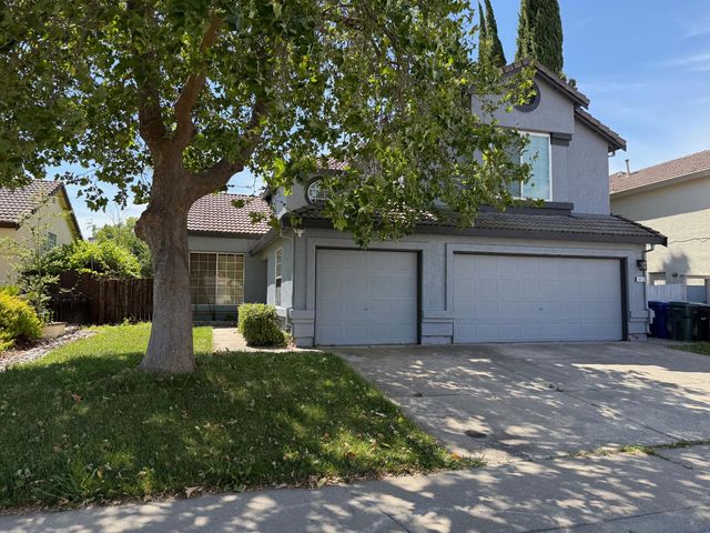 9013 Chantal Way, Sacramento, CA 95829
