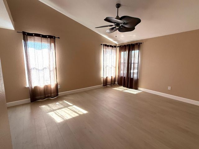 9013 Chantal Way, Sacramento, CA 95829