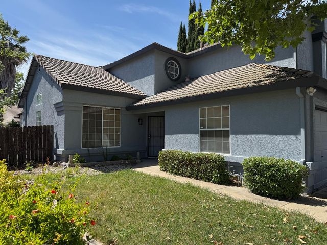 9013 Chantal Way, Sacramento, CA 95829