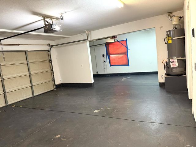 9013 Chantal Way, Sacramento, CA 95829