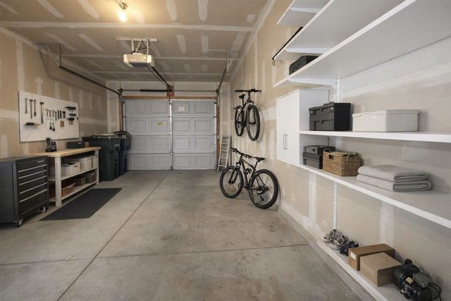 47861 Cardiff Ave, Canton, MI 48188