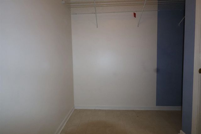 47861 Cardiff Ave, Canton, MI 48188