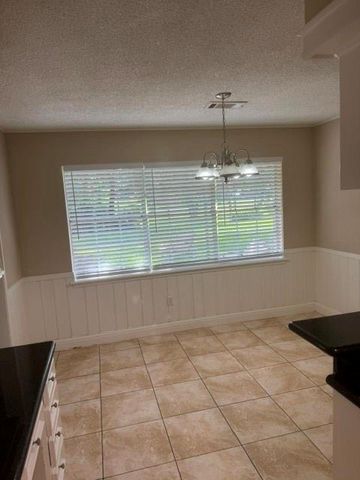 6026 Coral Ridge Road, Houston, TX 77069