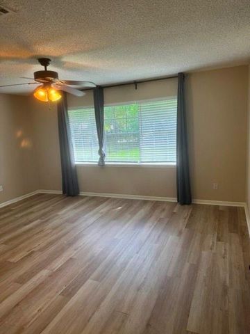 6026 Coral Ridge Road, Houston, TX 77069