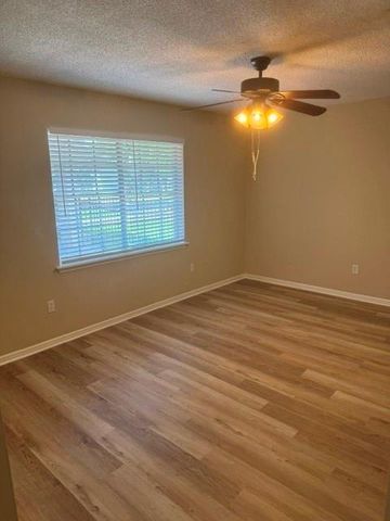 6026 Coral Ridge Road, Houston, TX 77069