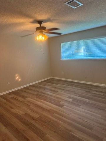 6026 Coral Ridge Road, Houston, TX 77069