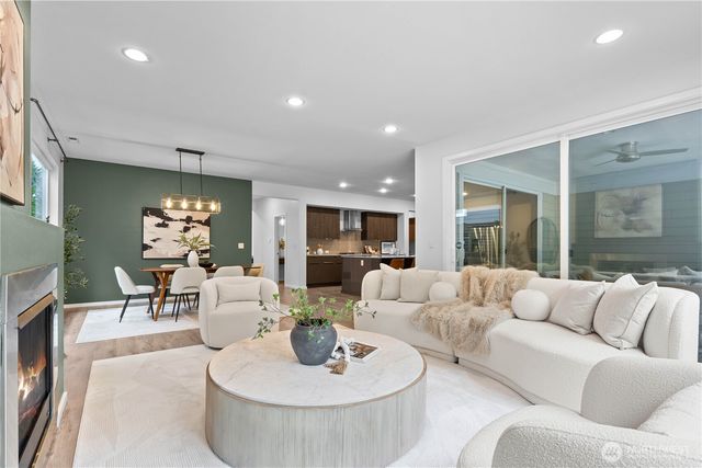 14512 Overlook Drive E, Bonney Lake, WA 98391