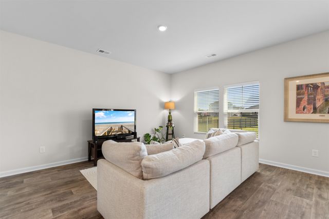 1334 Palm Springs Paloma Dr, Longs, SC 29568