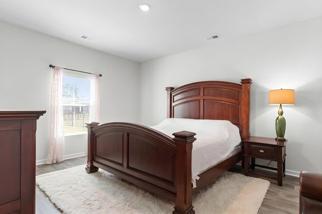 1334 Palm Springs Paloma Dr, Longs, SC 29568