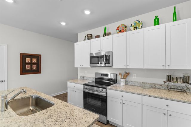 1334 Palm Springs Paloma Dr, Longs, SC 29568