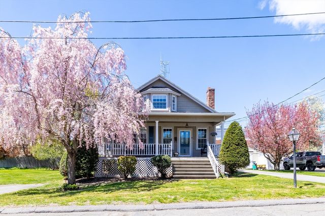 9 Parsons Ave, Lynnfield, MA 01940