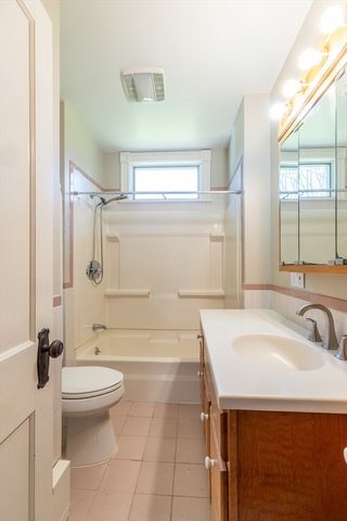 9 Parsons Ave, Lynnfield, MA 01940