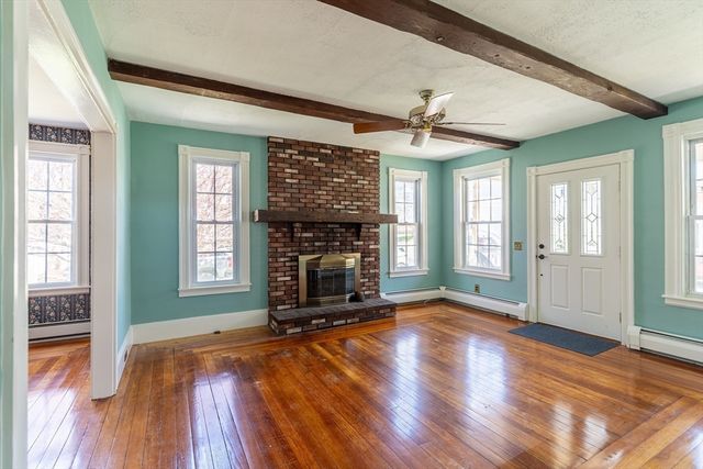 9 Parsons Ave, Lynnfield, MA 01940