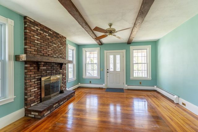 9 Parsons Ave, Lynnfield, MA 01940