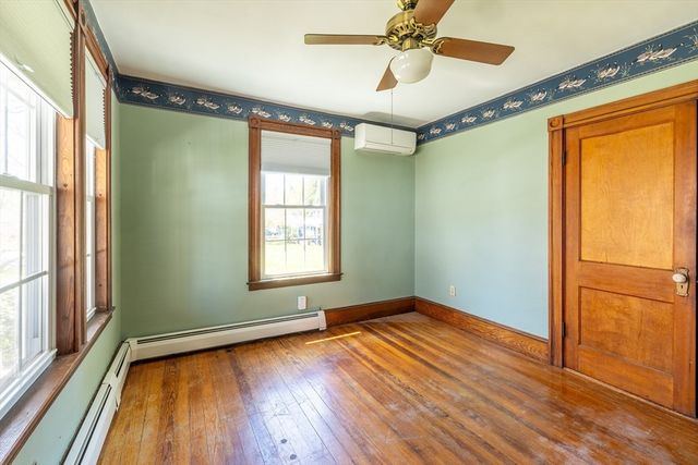 9 Parsons Ave, Lynnfield, MA 01940