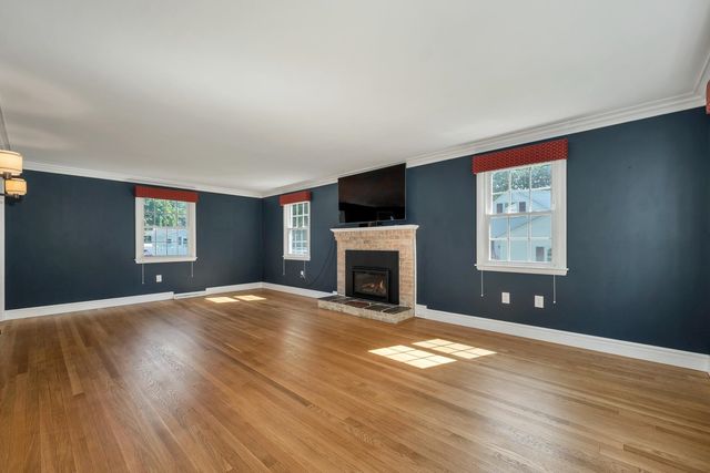 45 Mariette Drive, Portsmouth, NH 03801