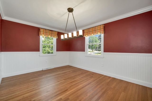 45 Mariette Drive, Portsmouth, NH 03801