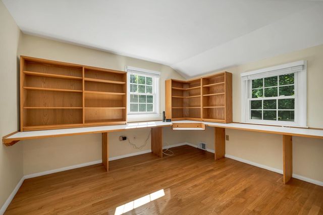 45 Mariette Drive, Portsmouth, NH 03801