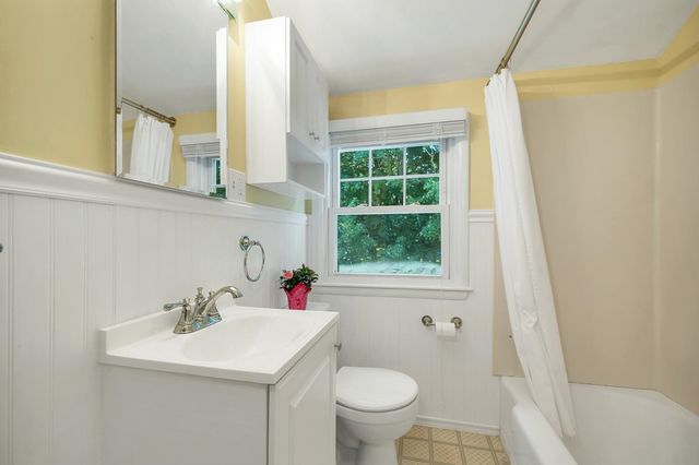 45 Mariette Drive, Portsmouth, NH 03801