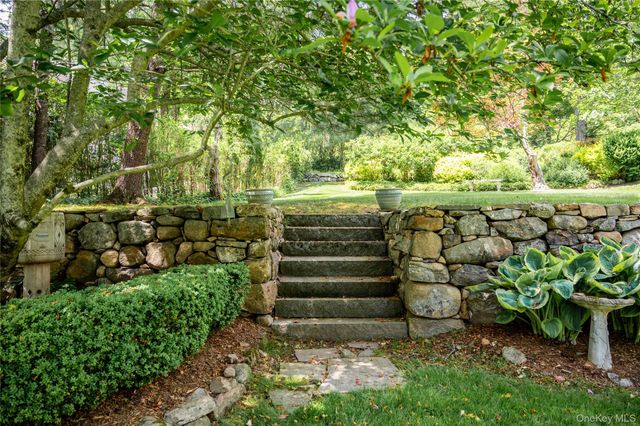 34-36 E Lake Stable Road, Tuxedo Park, NY 10987