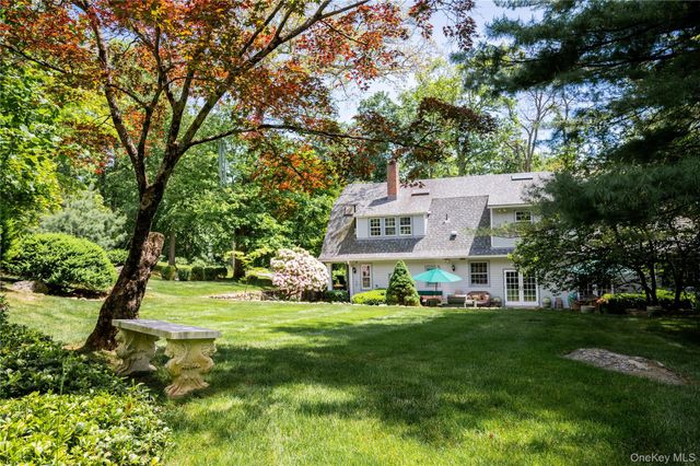 34-36 E Lake Stable Road, Tuxedo Park, NY 10987