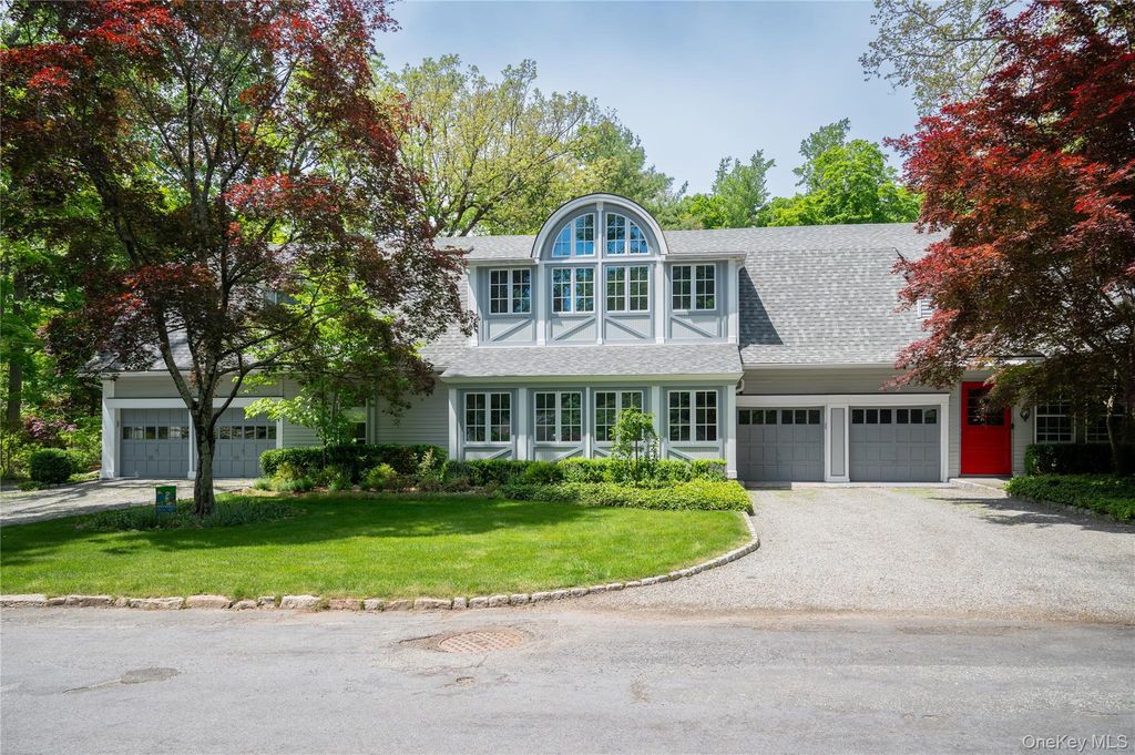 34-36 E Lake Stable Road, Tuxedo Park, NY 10987