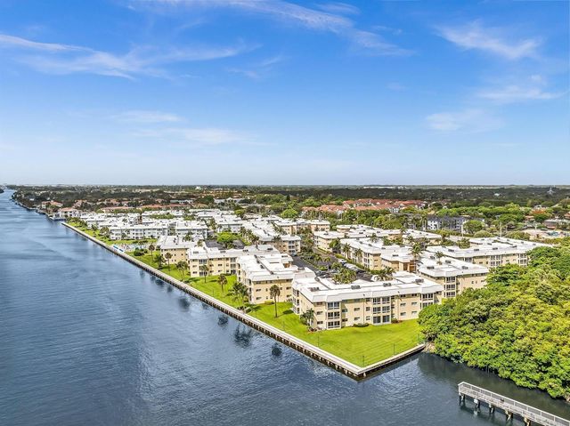 18 Colonial Club Drive 200, Boynton Beach, FL 33435
