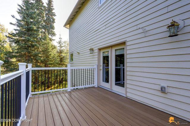 15721 Noble Point Drive, Anchorage, AK 99516