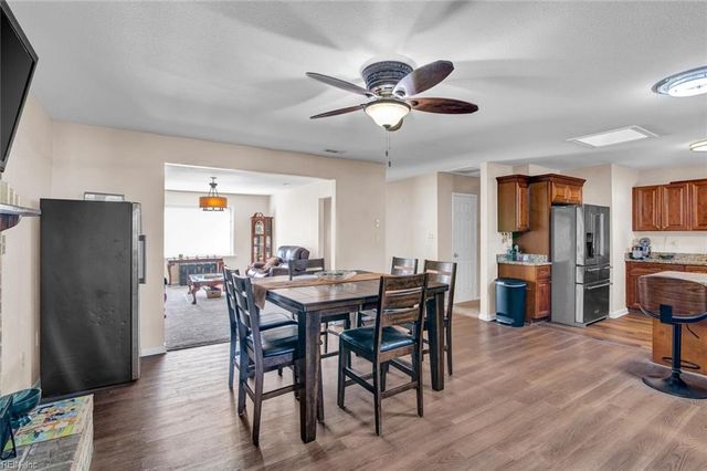 4 Overlook CT, Hampton, VA 23669