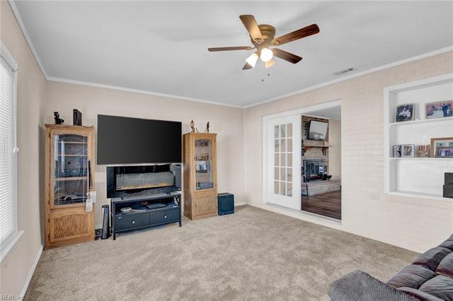 4 Overlook CT, Hampton, VA 23669