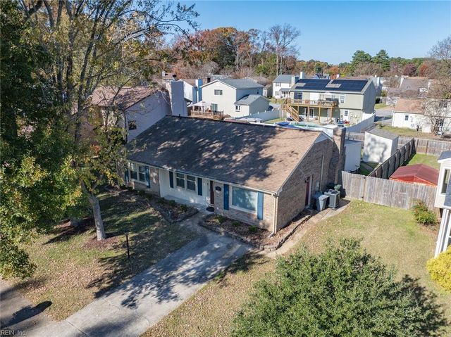 4 Overlook CT, Hampton, VA 23669