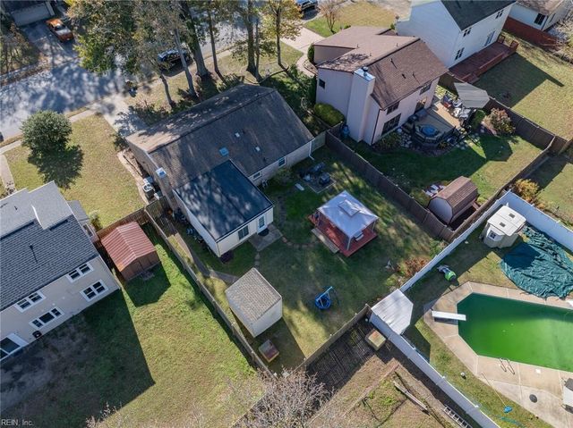 4 Overlook CT, Hampton, VA 23669