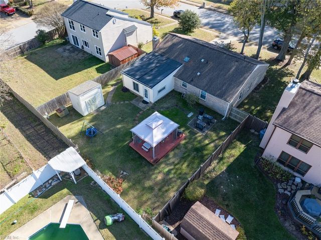 4 Overlook CT, Hampton, VA 23669