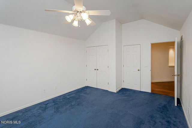 8647 Stone Oak Drive, Holland, OH 43528