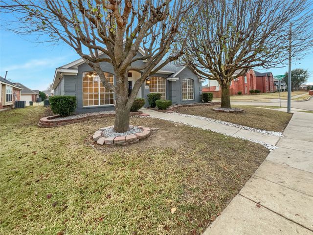 3856 Pine Valley Drive, Plano, TX 75025