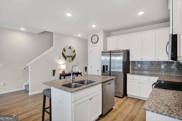 529 Buxton Road, Hoschton, GA 30548