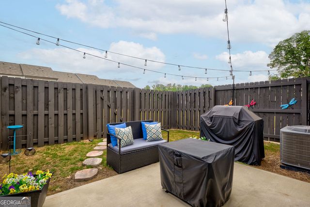 529 Buxton Road, Hoschton, GA 30548