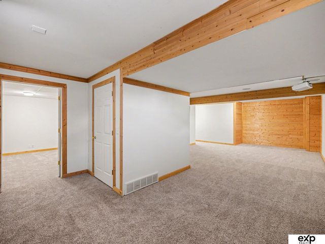 4551 S 176 Avenue, Omaha, NE 68135