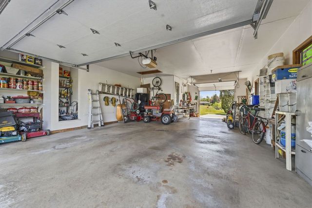 1417 Lee Lane, Spring Grove, IL 60081