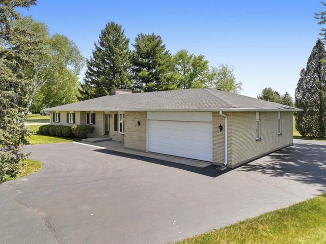 1417 Lee Lane, Spring Grove, IL 60081