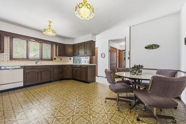 1417 Lee Lane, Spring Grove, IL 60081