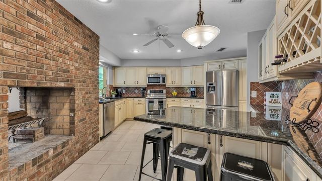 5212 SCOTLAND PLACE, Lakeland, FL 33813