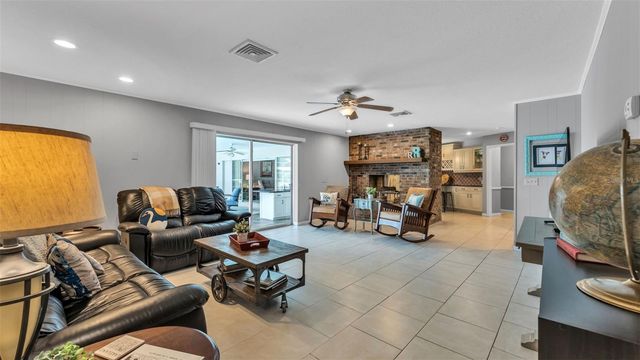 5212 SCOTLAND PLACE, Lakeland, FL 33813