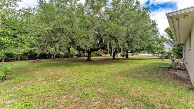 5212 SCOTLAND PLACE, Lakeland, FL 33813