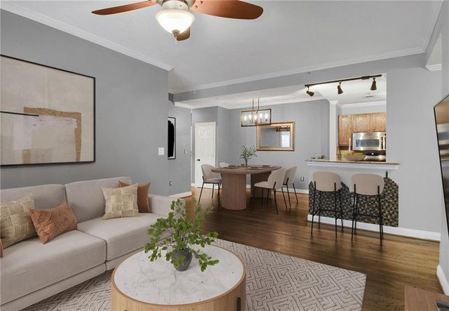 1074 Peachtree Walk NE B114, Atlanta, GA 30309