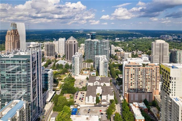 1074 Peachtree Walk NE B114, Atlanta, GA 30309