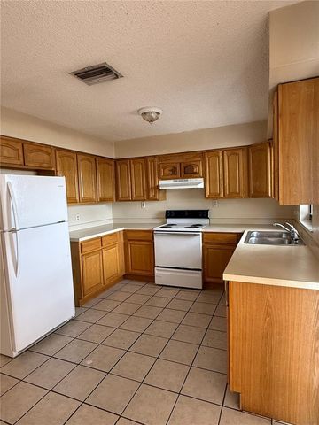 14 PINE RADIAL, Ocala, FL 34472