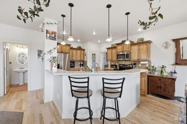 9973 W Arabian Dr, Boise, ID 83709