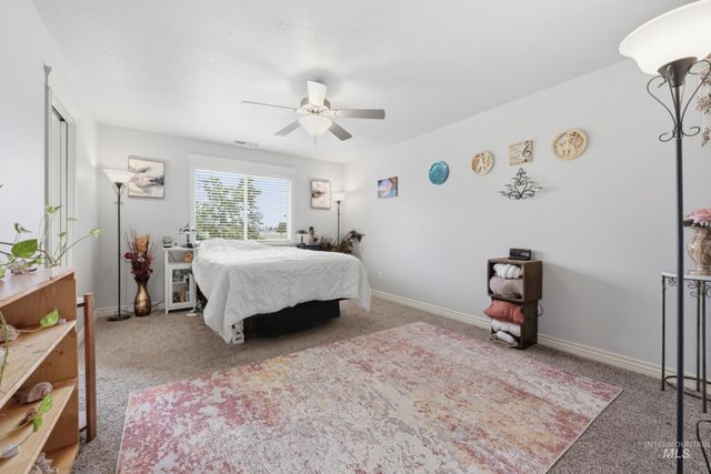 9973 W Arabian Dr, Boise, ID 83709